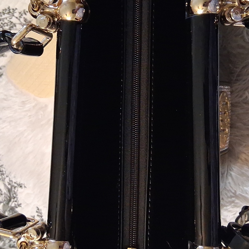 Julia & Michael EUC Patent Handbag - Picture 7 of 16